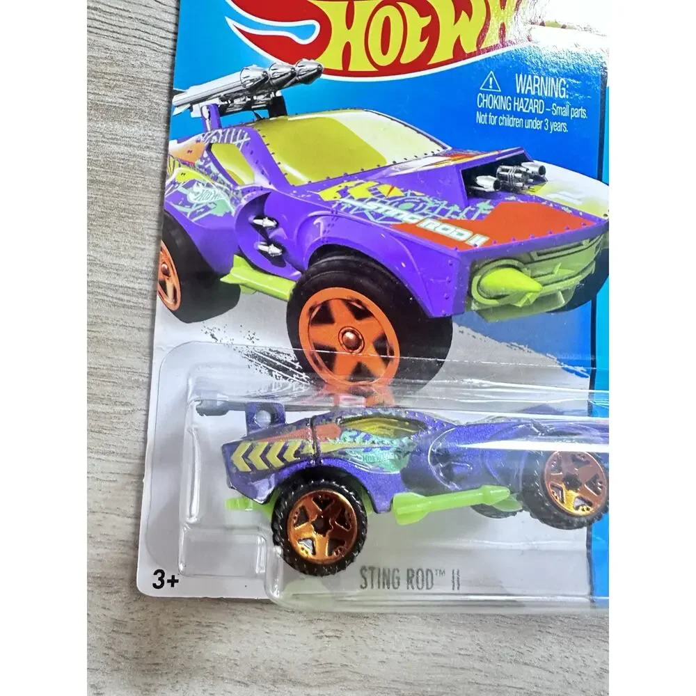 Hot Wheels: Sting Rod II 2010 New Models '10 HW City 55/250 New H60